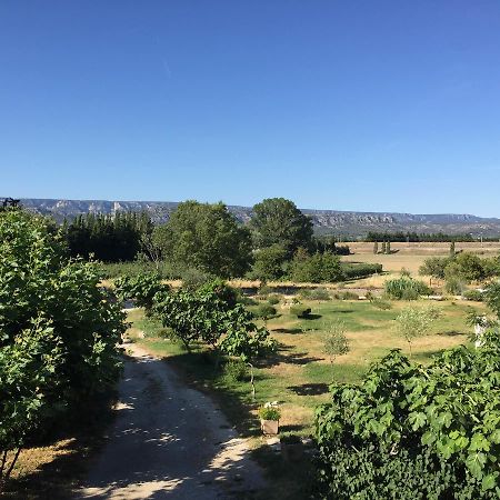Auberge Les Olivades Mallemort Exterior foto