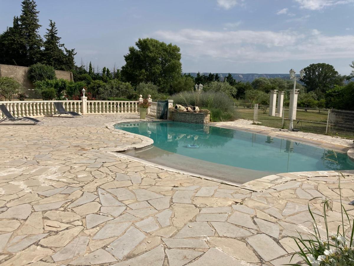 Auberge Les Olivades Mallemort Exterior foto